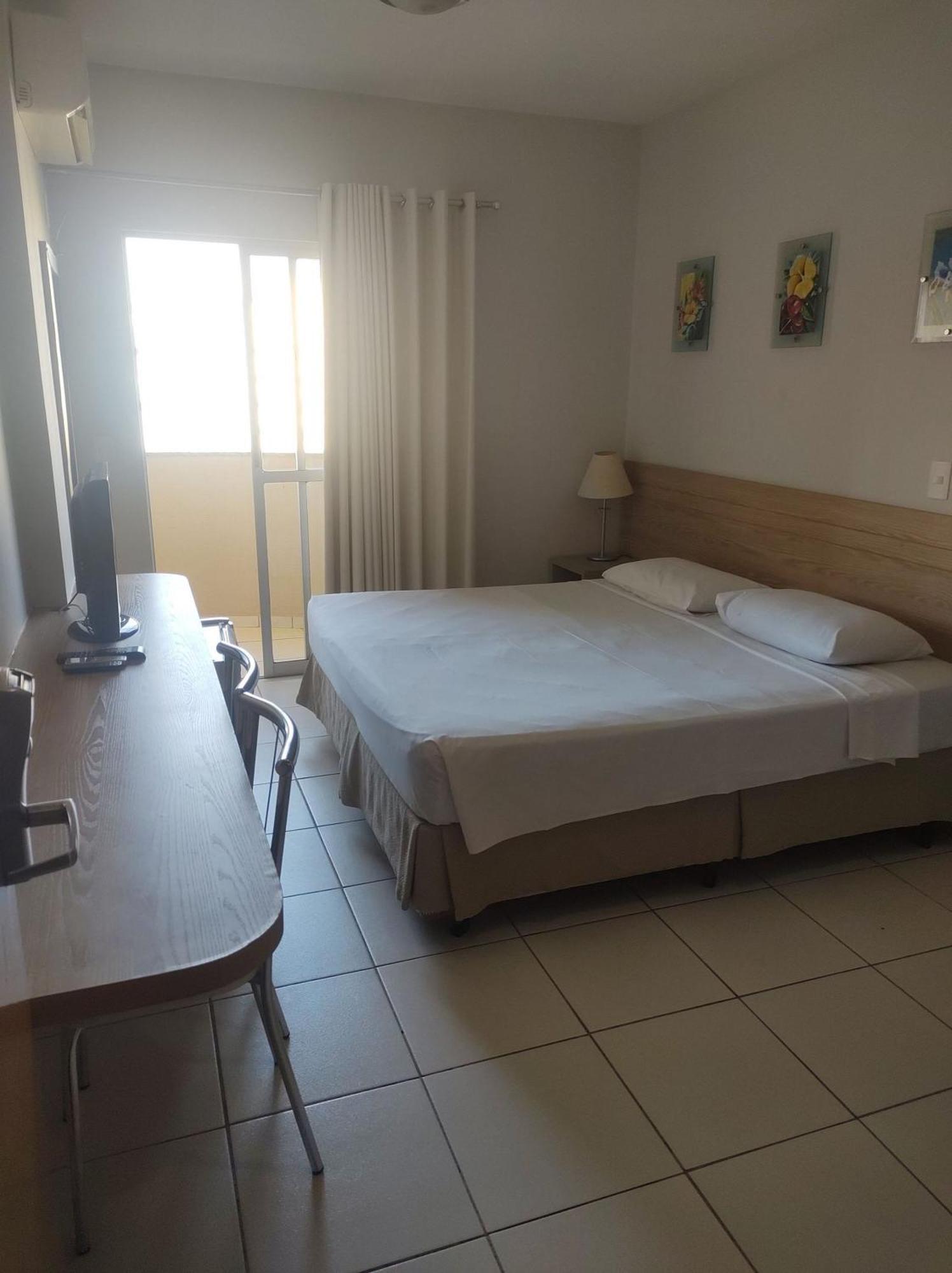 Suite Golden Express Roberto Imoveis Caldas Novas Eksteriør billede